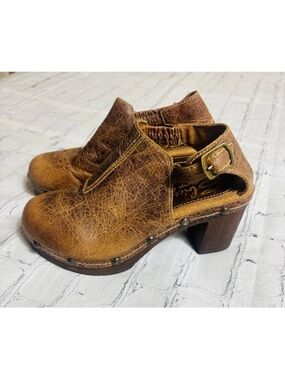Sbicca Vintage Collection Raza Leather Clogs Chunky Heel Shoes US 7 EU 37